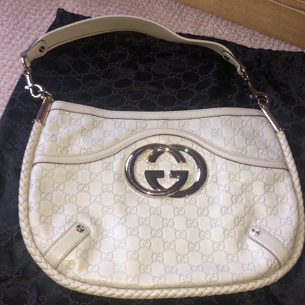 Women’s handbag